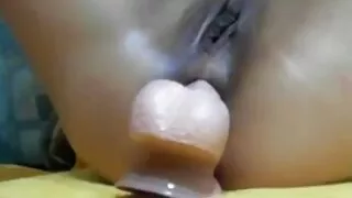 বশীভূত কালো প্রেমিকা ...