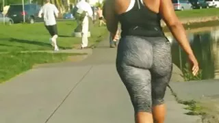 অভিজ্ঞ মা ম্যারি ম্য ...
