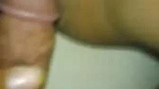 ক্যামেরার সামনে লোভন ...