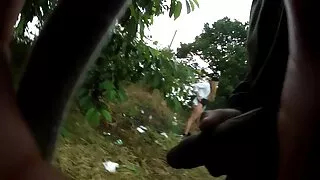 Buxom স্বর্ণকেশী বেশ ...