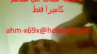 Sophomore ছাত্র Adri ...
